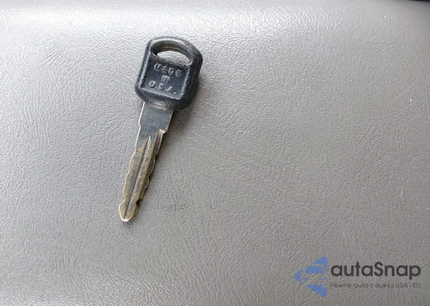 1998 GMC Jimmy Sle z USA, uszkodzony, nr VIN 1GKDT13W9W2570966